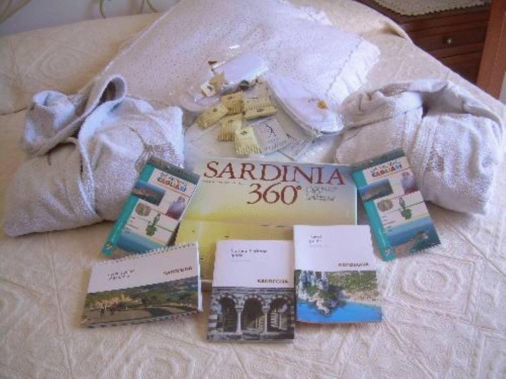 Ariedo Bed And Breakfast Capoterra Exterior photo